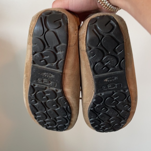 Tan UGG moccasins. Size 6 women’s. - Picture 2 of 2